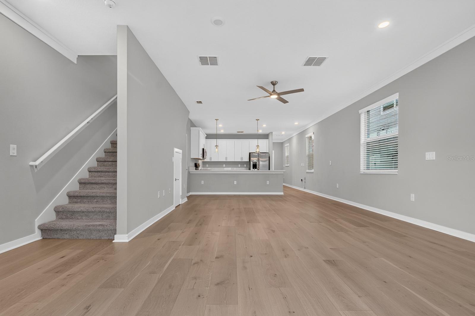 2704 W GRAY ST #A — photo 19