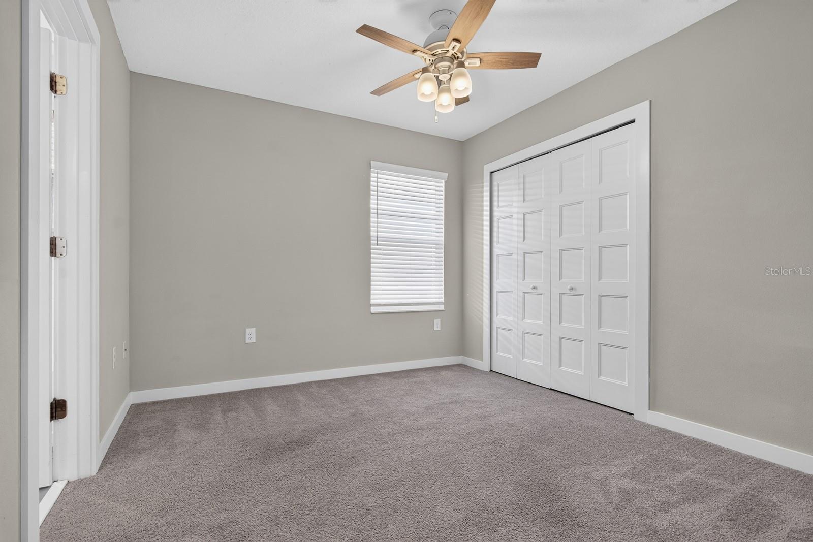 2704 W GRAY ST #A — photo 38