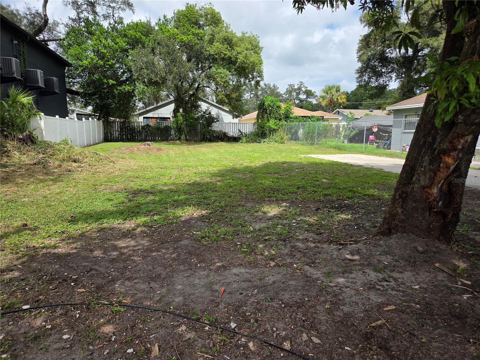 2406 DR MARTIN LUTHER KING JR BLVD — photo 2
