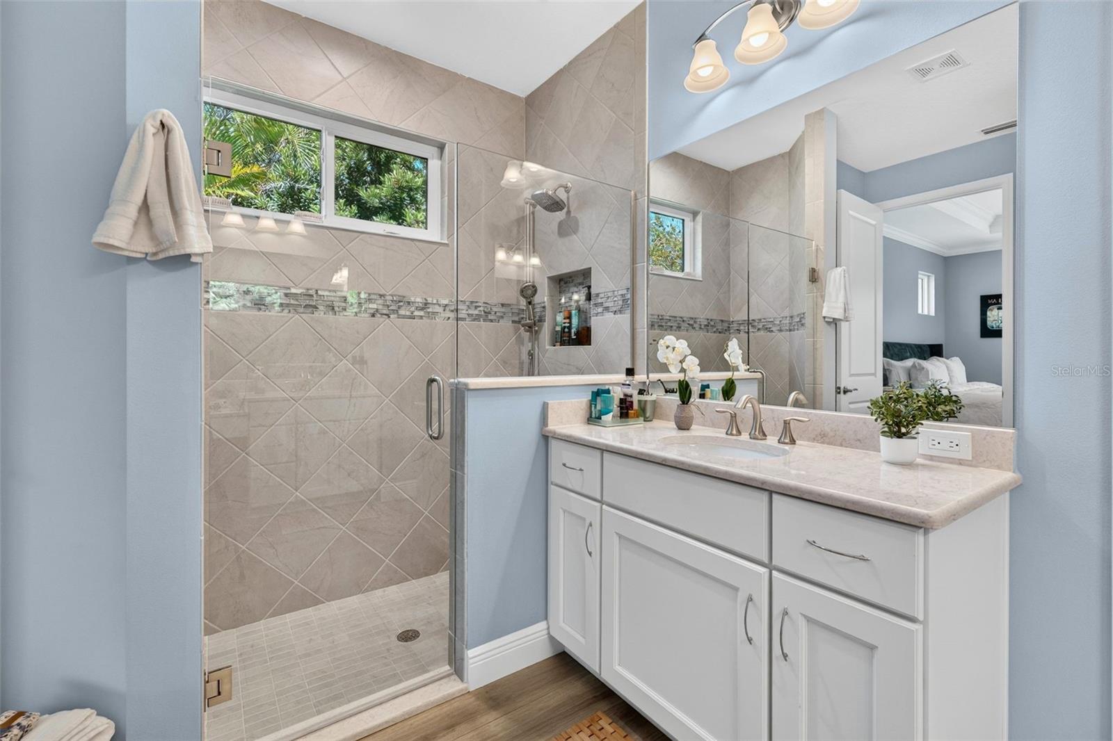 12214 GOLDENROD AVE — photo 22