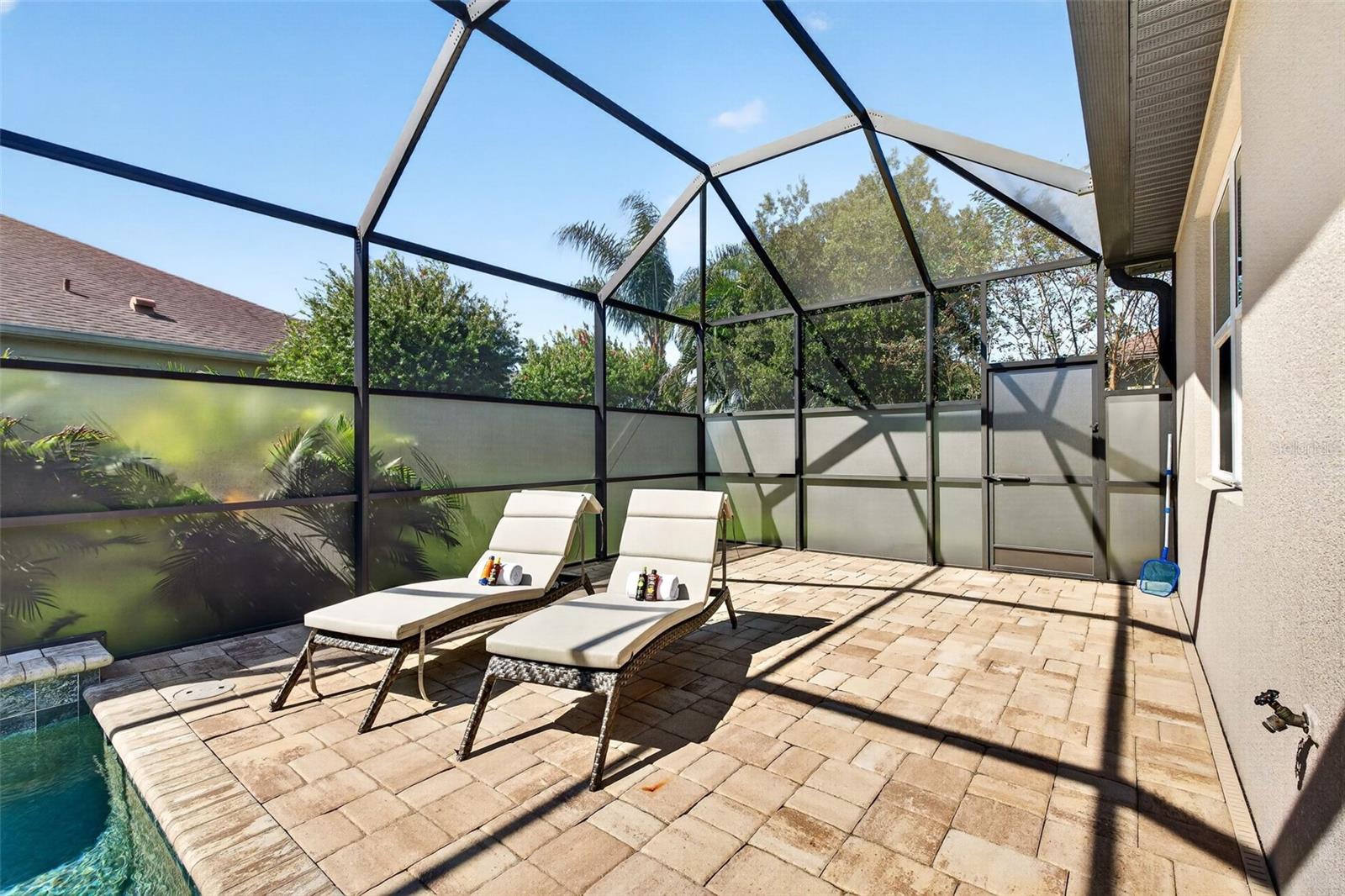 12214 GOLDENROD AVE — photo 42