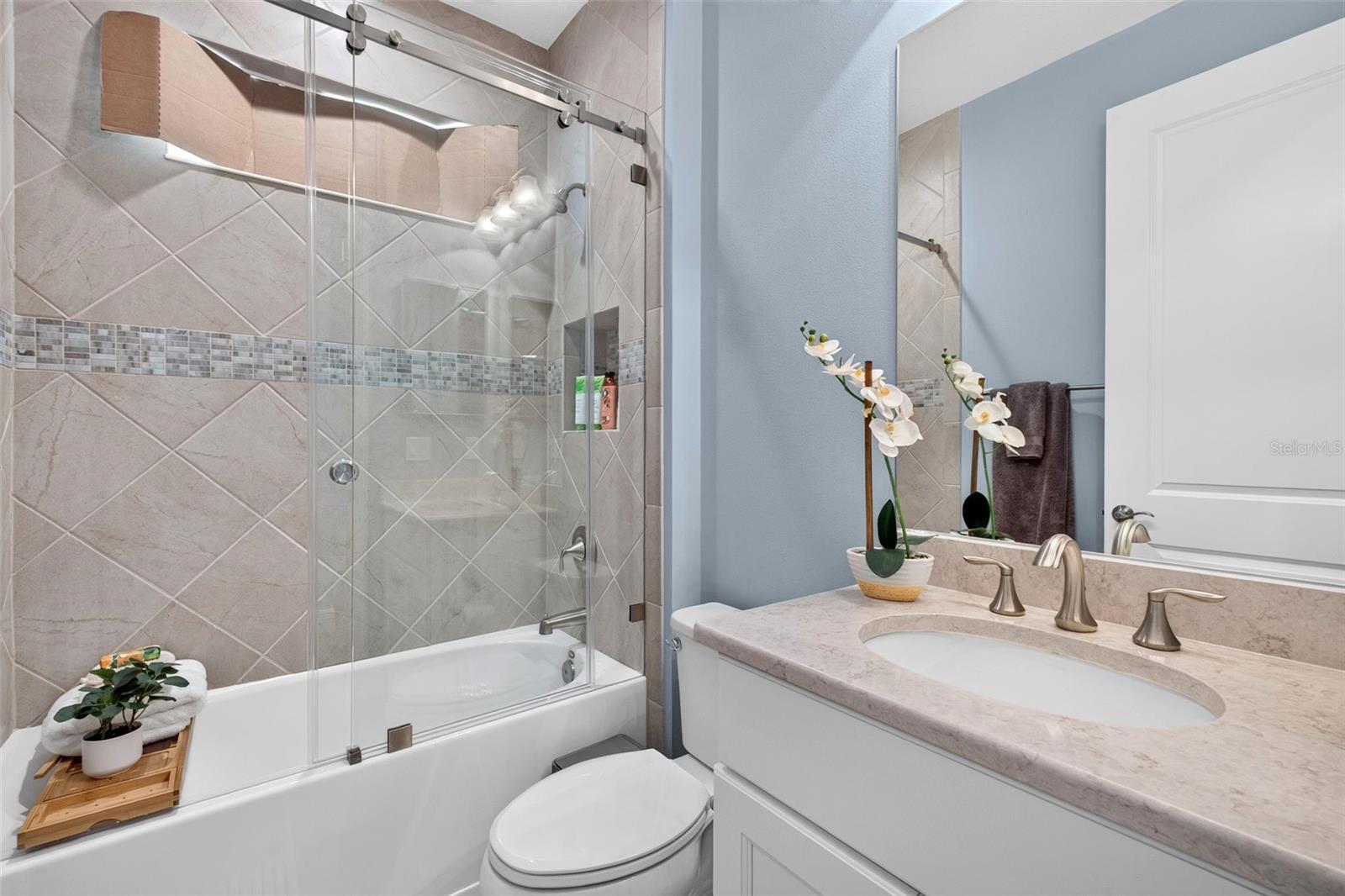 12214 GOLDENROD AVE — photo 13
