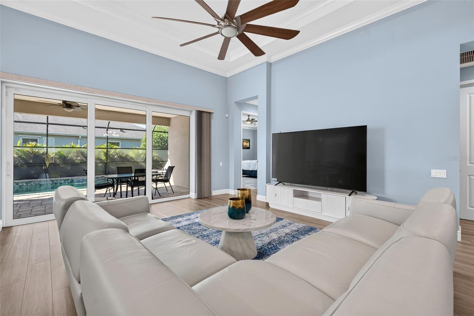 12214 GOLDENROD AVE — photo 29