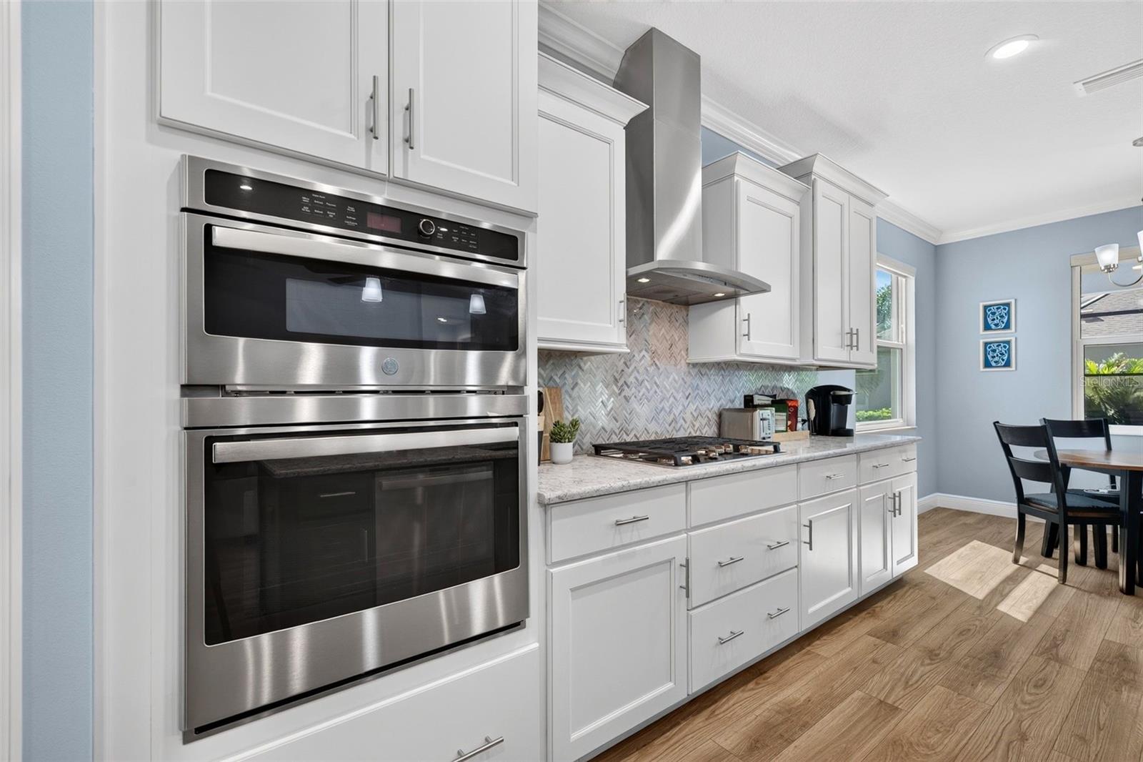12214 GOLDENROD AVE — photo 33