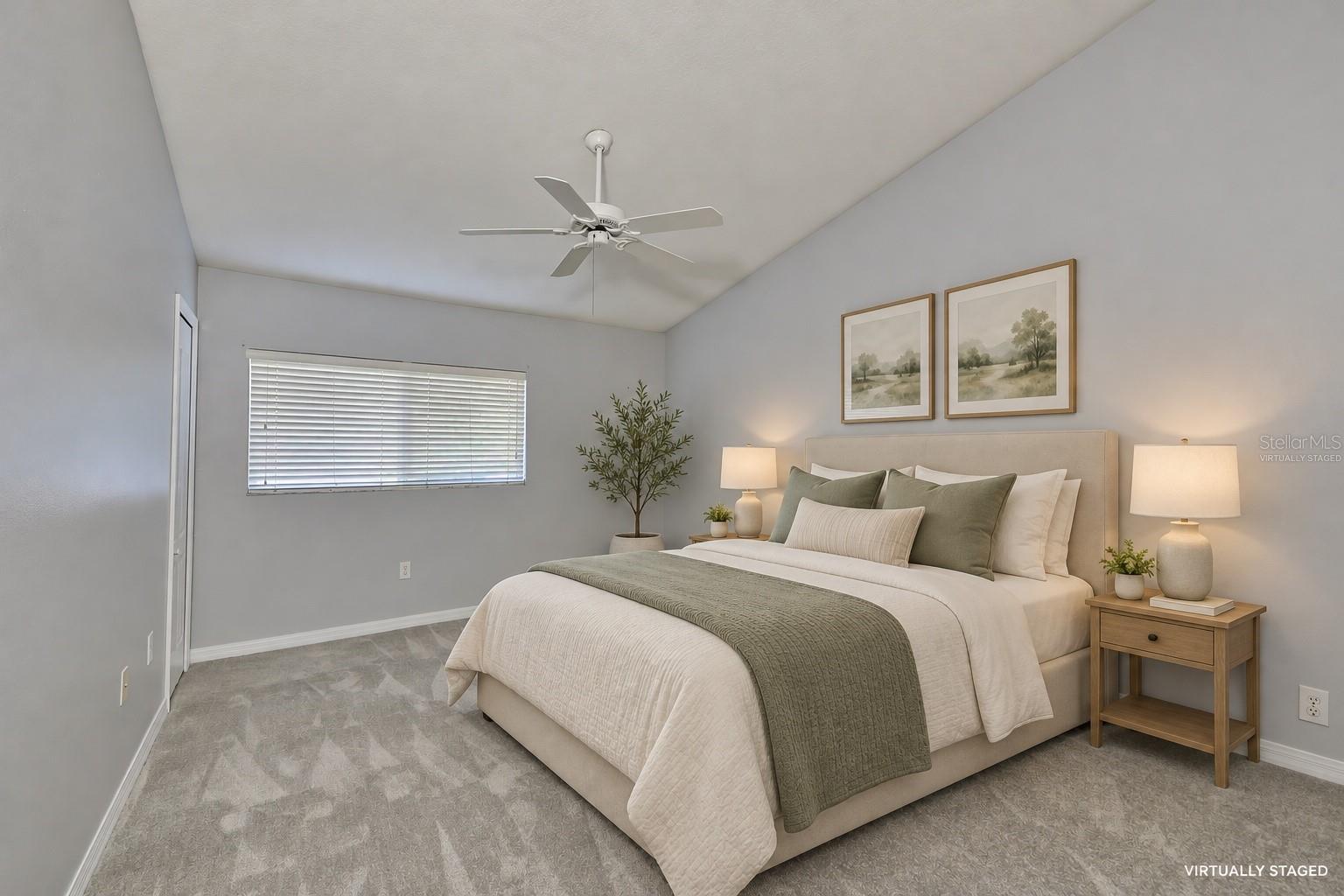 12938 KINGS CROSSING DR — photo 16