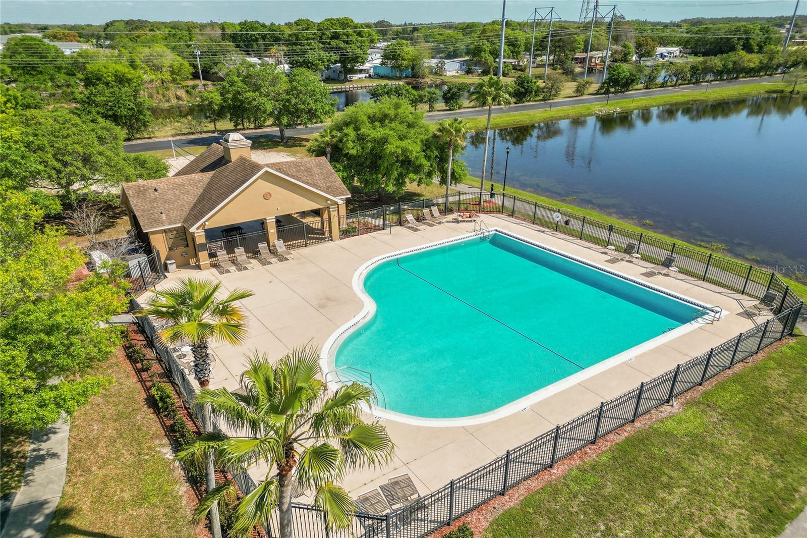 9158 LAKE CHASE ISLAND WAY #9158 — photo 33
