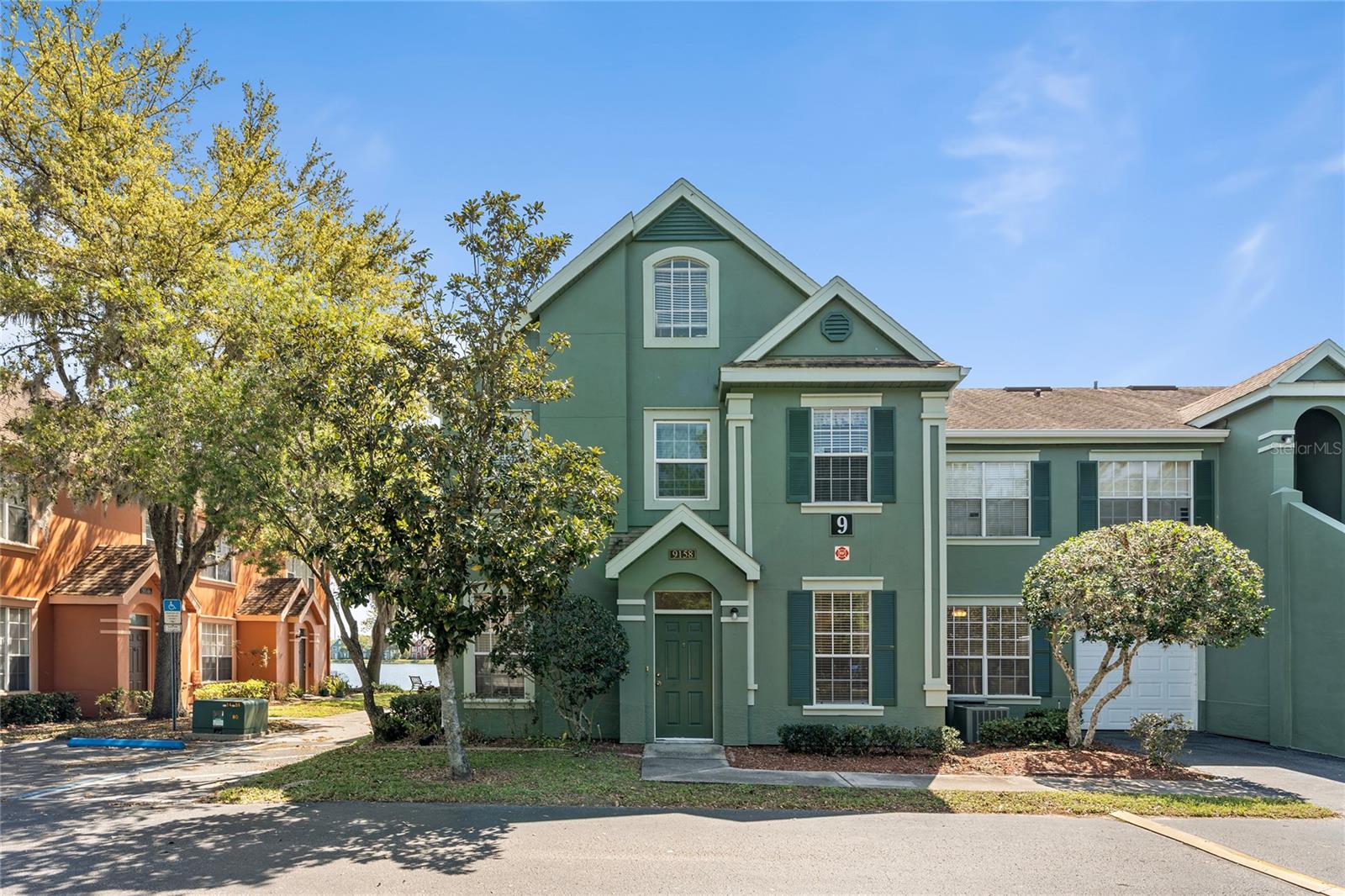 9158 LAKE CHASE ISLAND WAY #9158 — photo 2