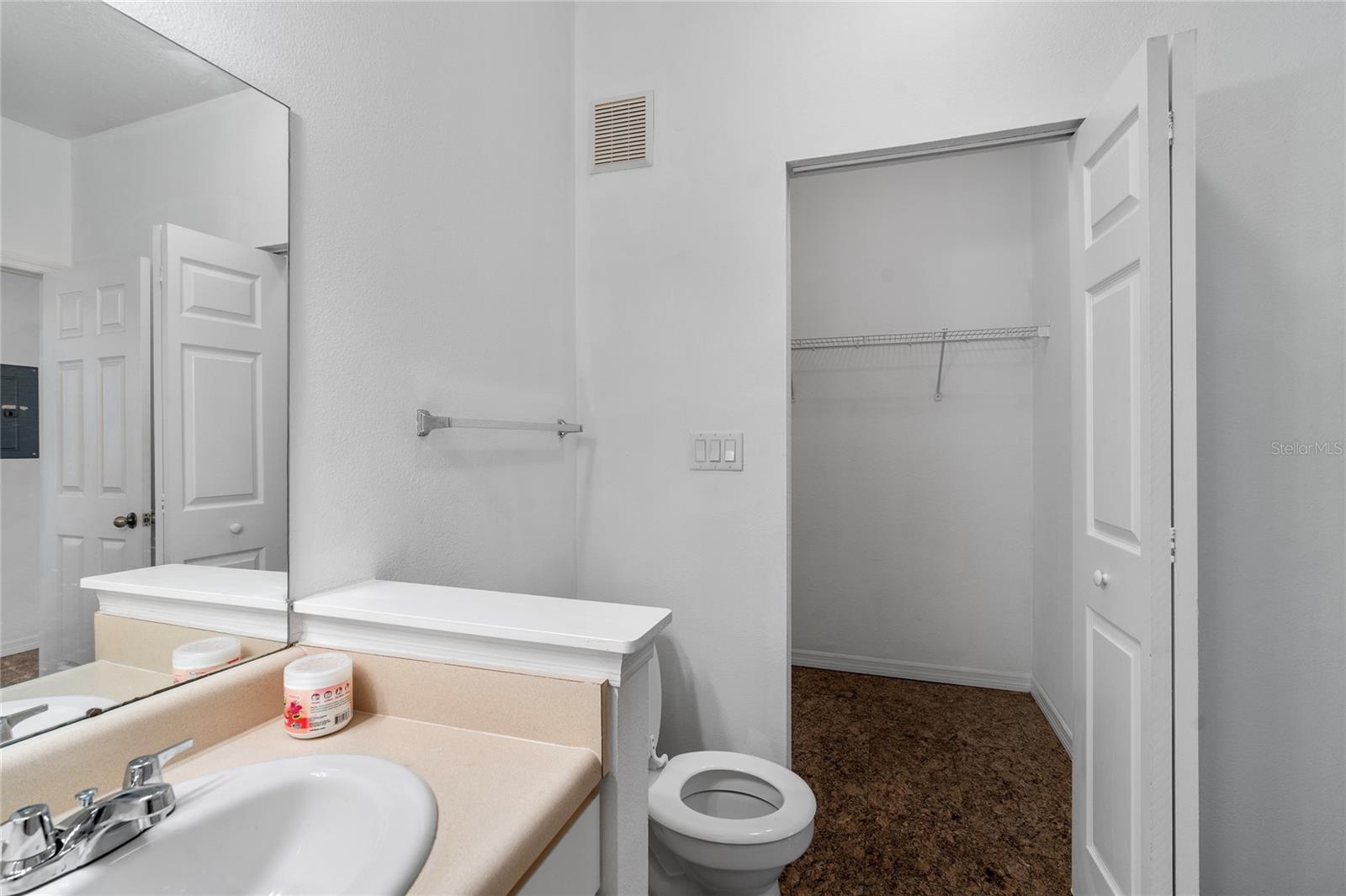 9158 LAKE CHASE ISLAND WAY #9158 — photo 19