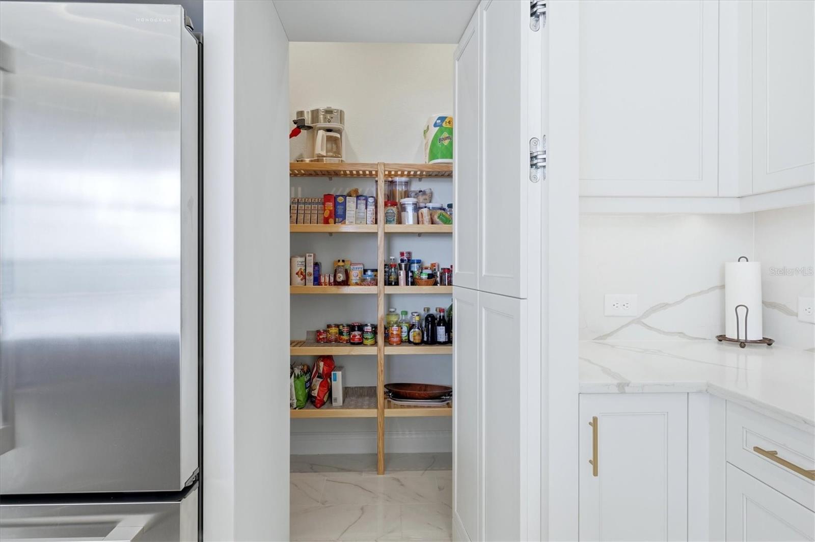 6233 ISLA DEL RAY AVE — photo 17