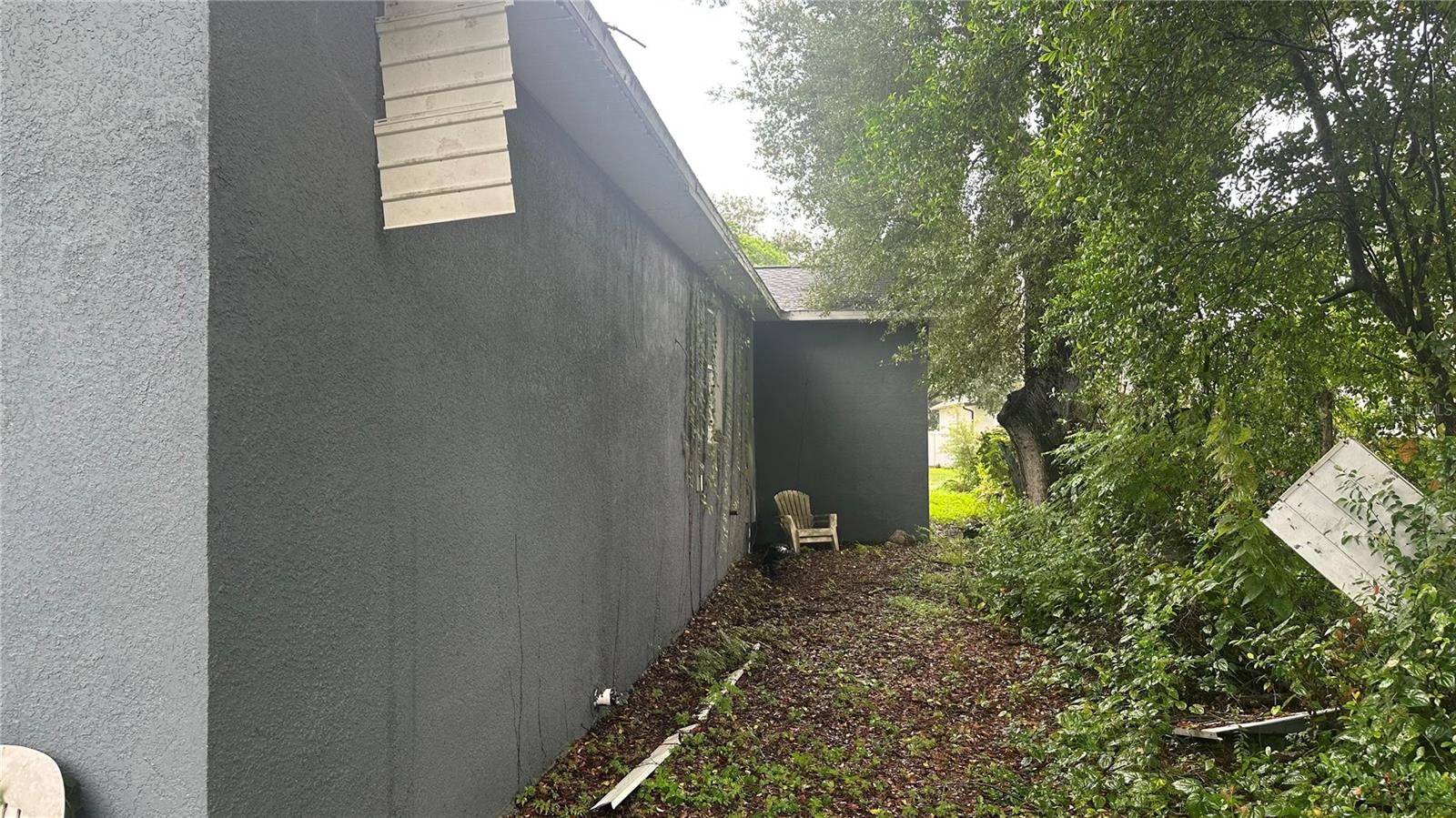 3605 E CARACAS ST — photo 11