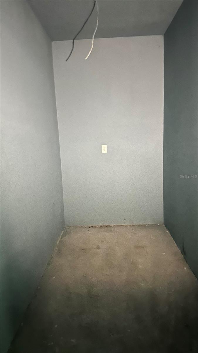 3605 E CARACAS ST — photo 8