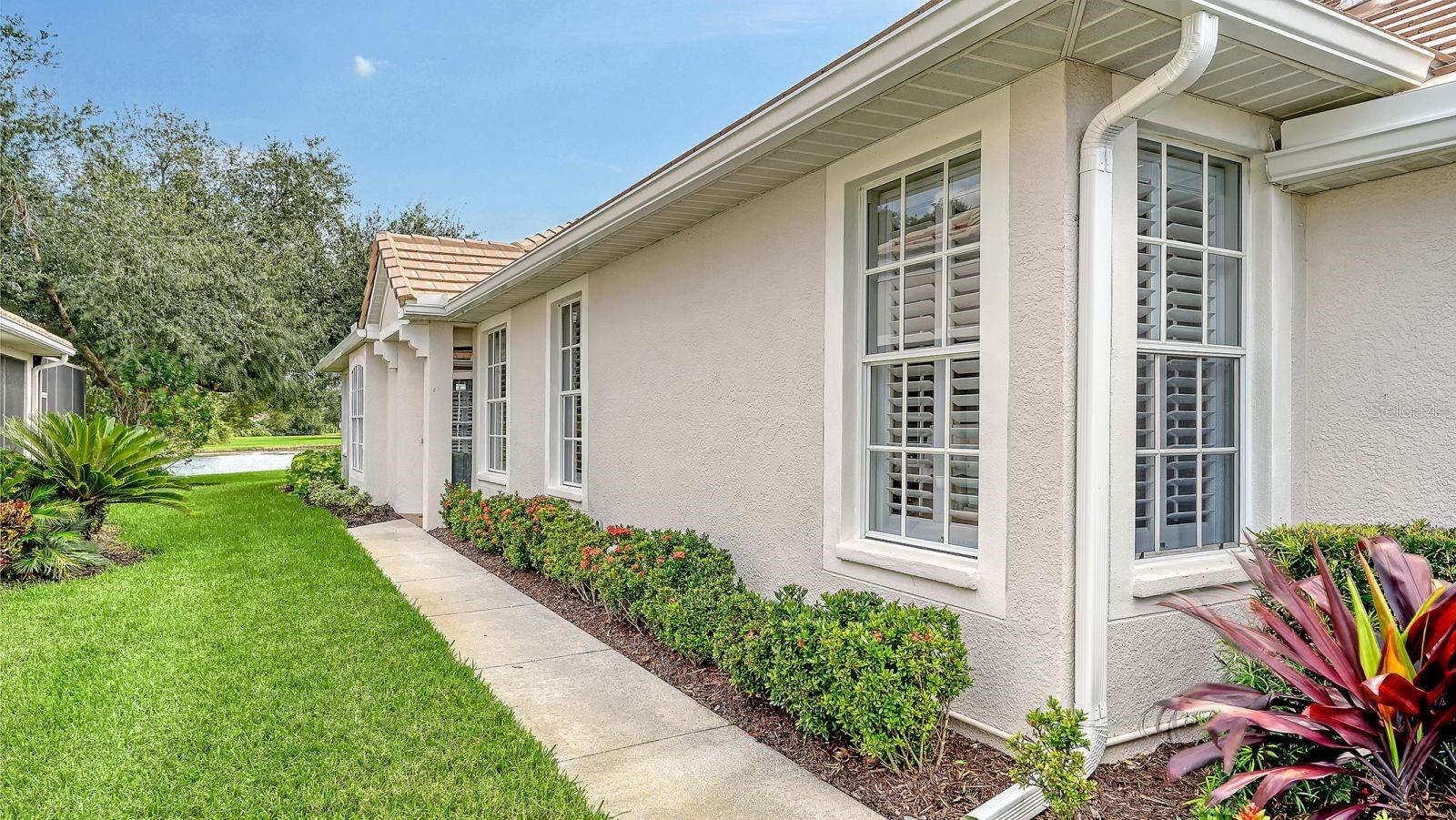 6937 WOODMORE TER — photo 10