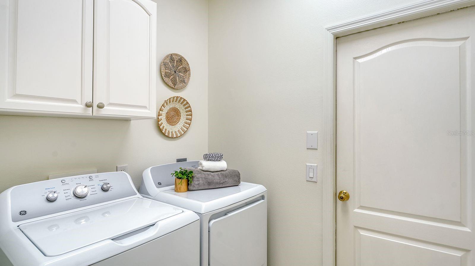 6937 WOODMORE TER — photo 31