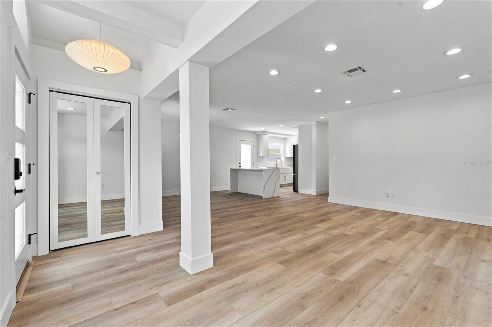 804 BRUCE AVE — photo 6