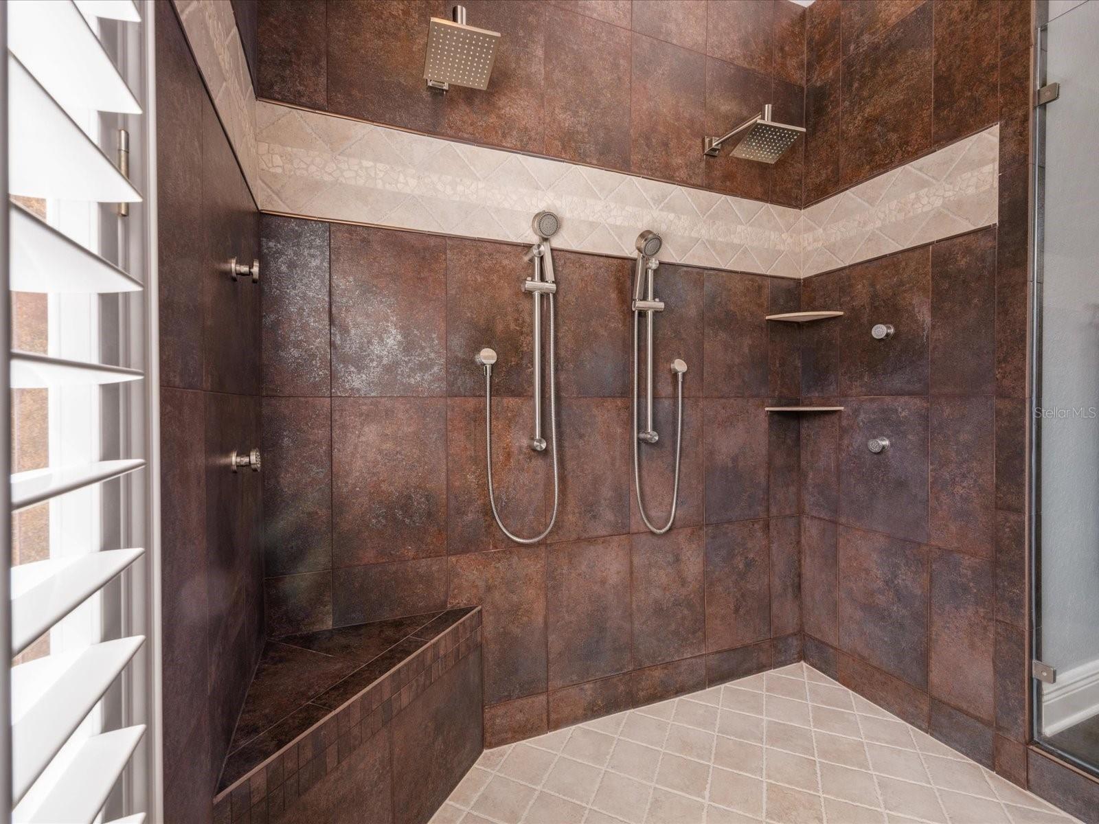 10 WINDRUSH CT — photo 14