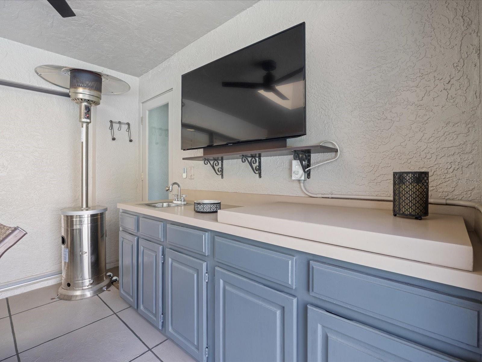 10 WINDRUSH CT — photo 39