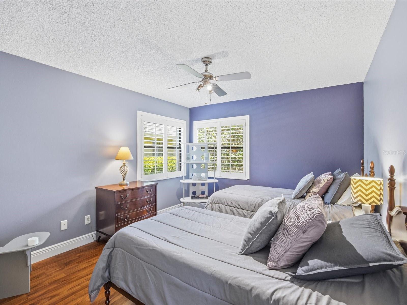 10 WINDRUSH CT — photo 34