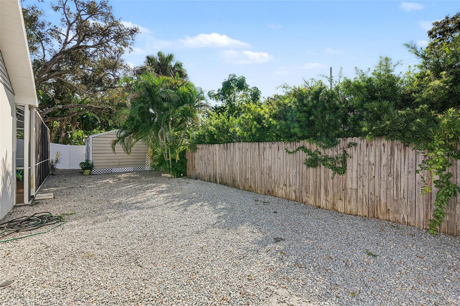 4317 S HALE AVE — photo 34