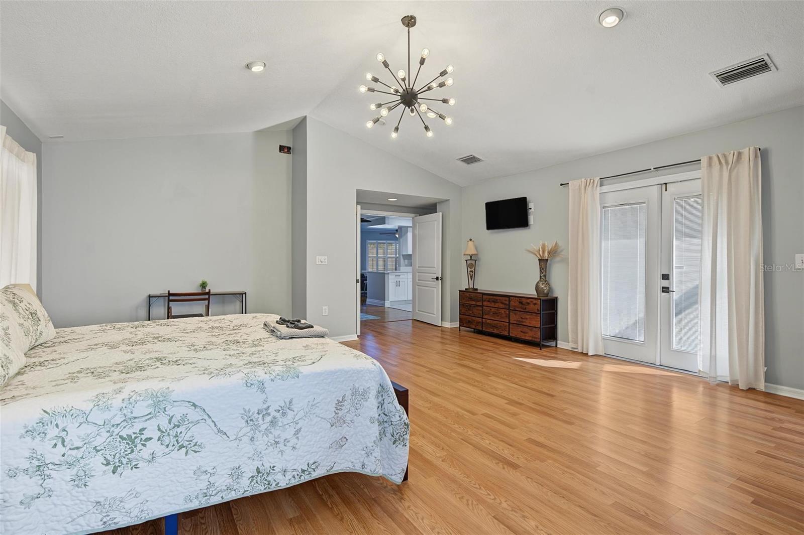 4317 S HALE AVE — photo 16