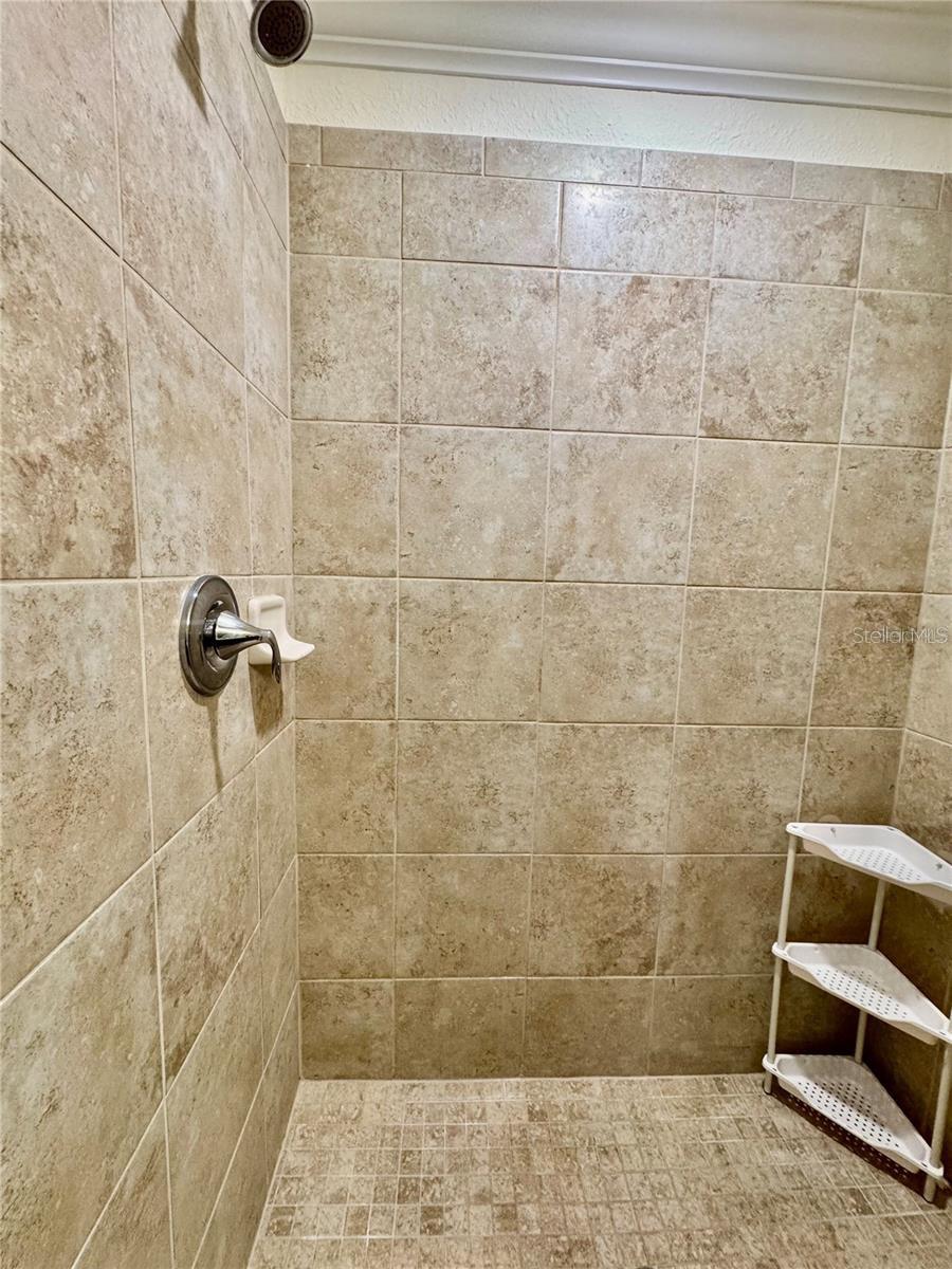 16706 VARDON TER #104 — photo 27