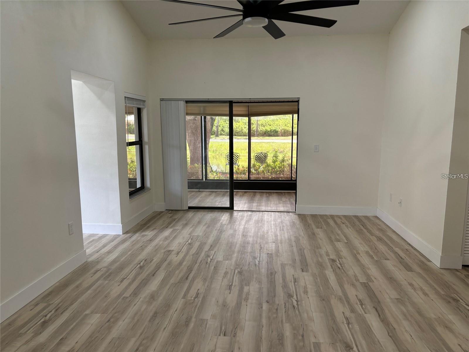 339 PEMBROKE LN S #228 — photo 5