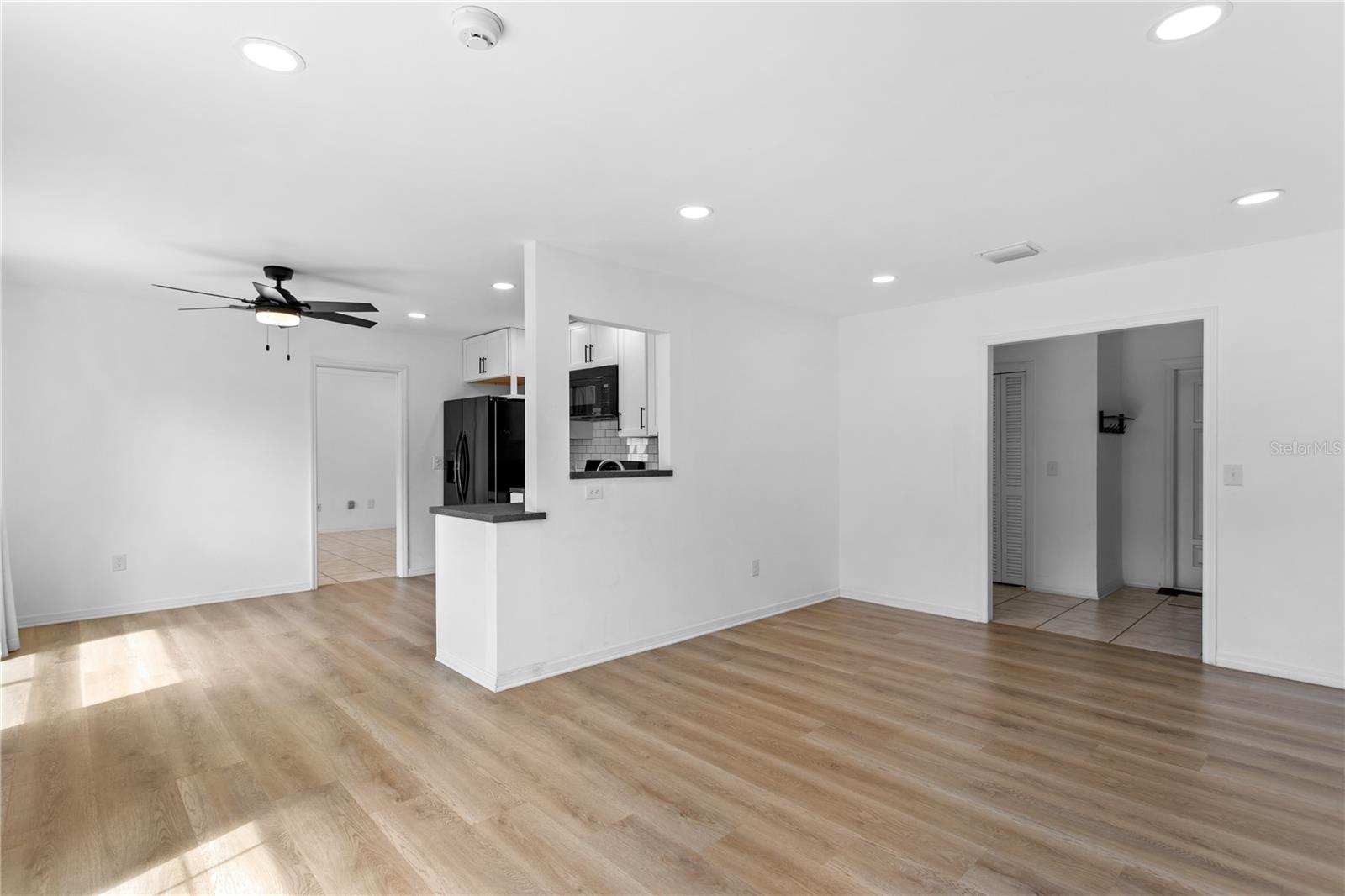 4906 W SAN RAFAEL ST — photo 8
