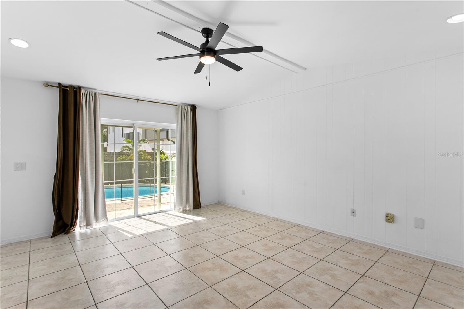 4906 W SAN RAFAEL ST — photo 15