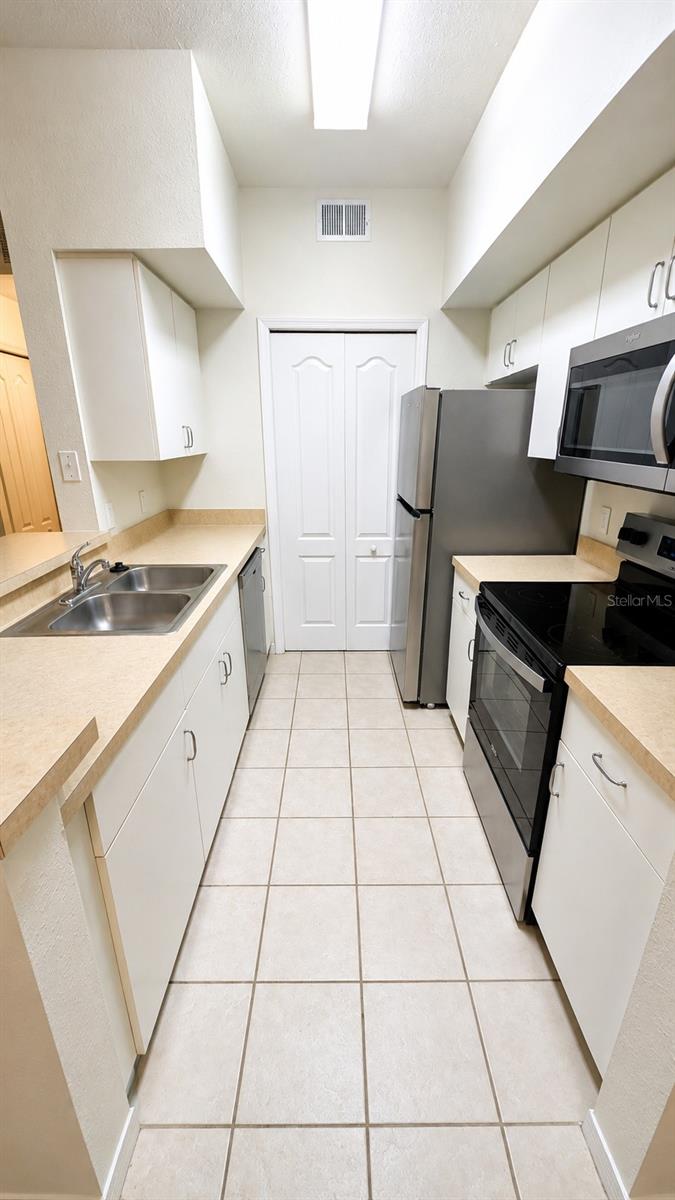 4130 CENTRAL SARASOTA PKWY #1823 — photo 2