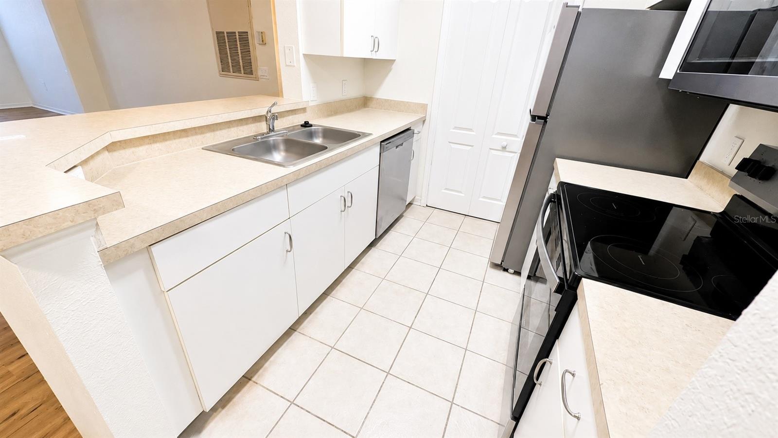 4130 CENTRAL SARASOTA PKWY #1823 — photo 5