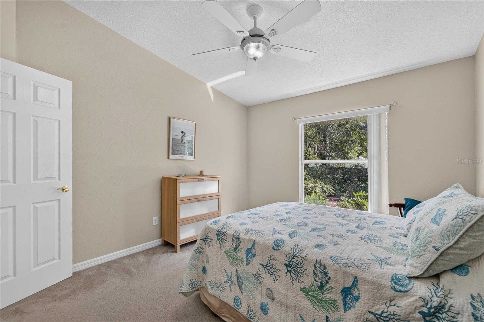 0 LINDENHURST DR — photo 39