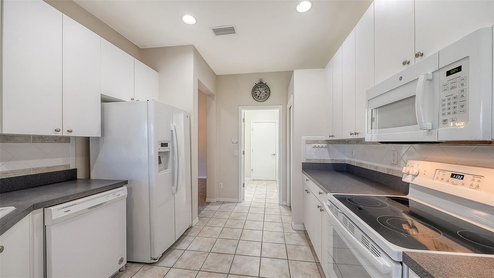 750 BACK NINE DR — photo 11