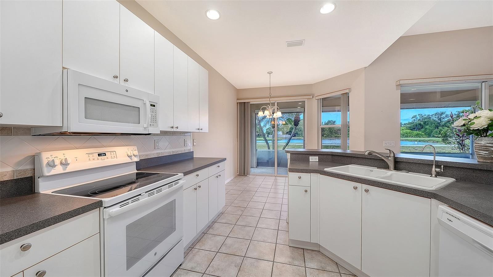 750 BACK NINE DR — photo 13