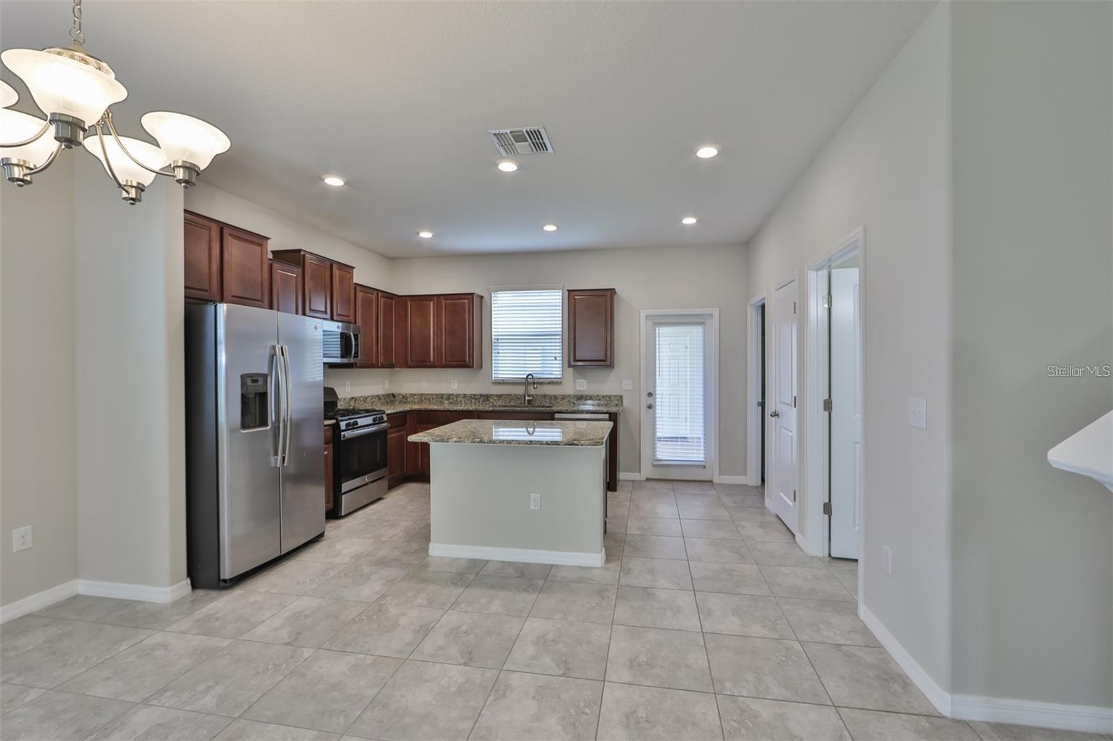 6309 SHORE VISTA PL — photo 4