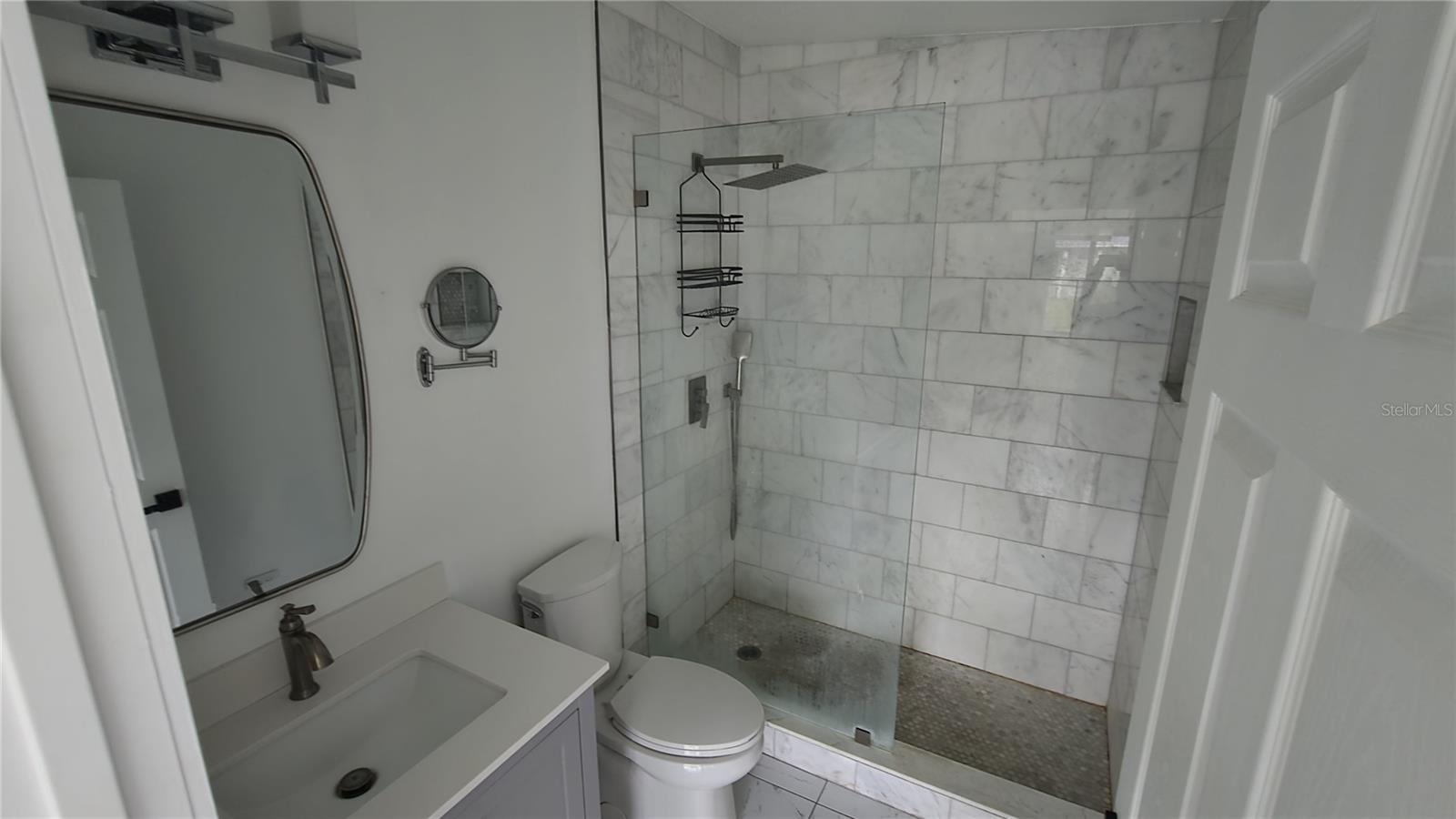 1600 DELAWARE AVE NE — photo 23