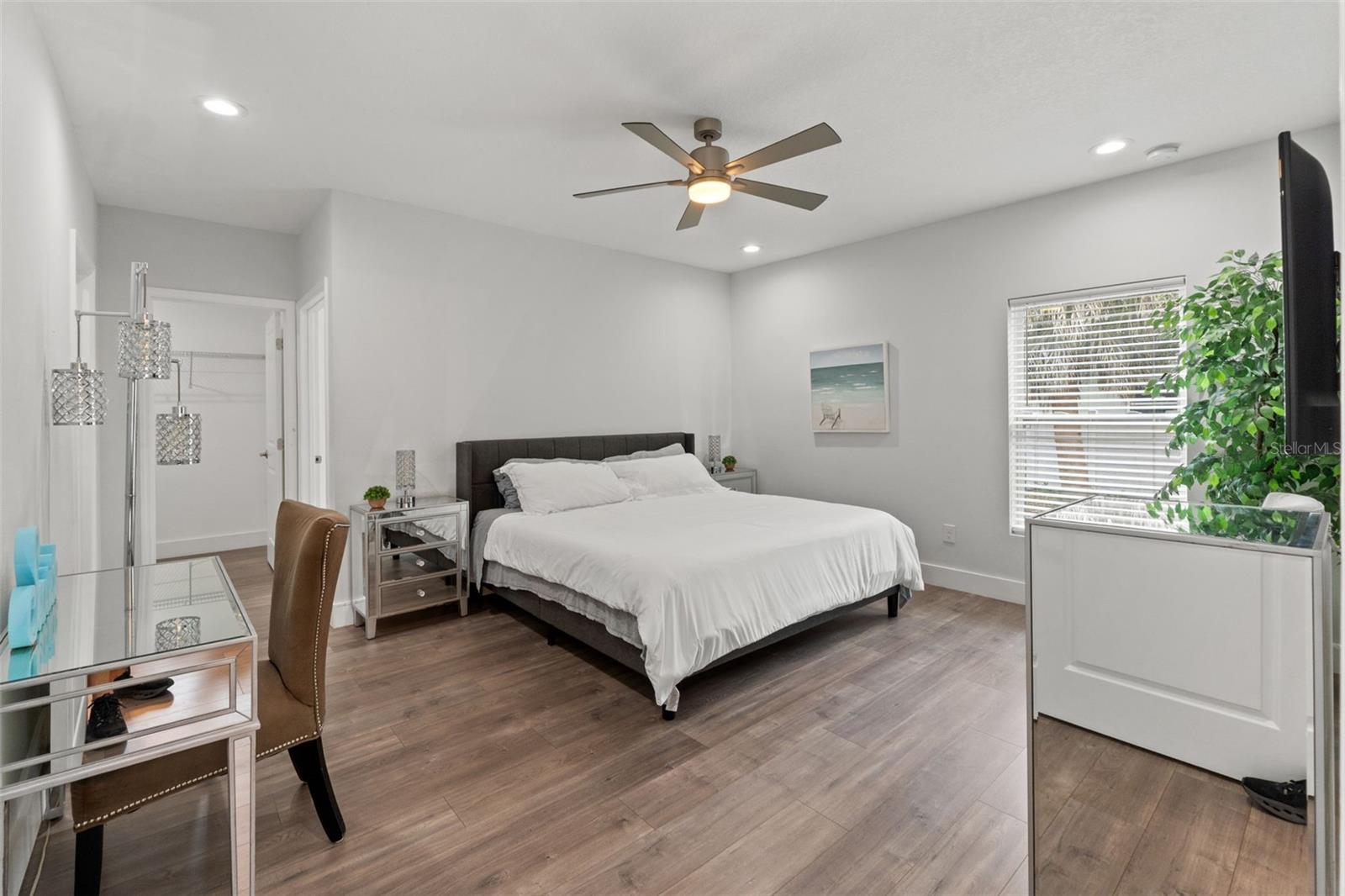 3040 BELCHER RD — photo 6