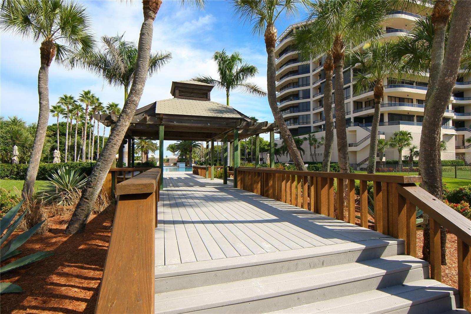 415 L AMBIANCE DR #PH-F — photo 64
