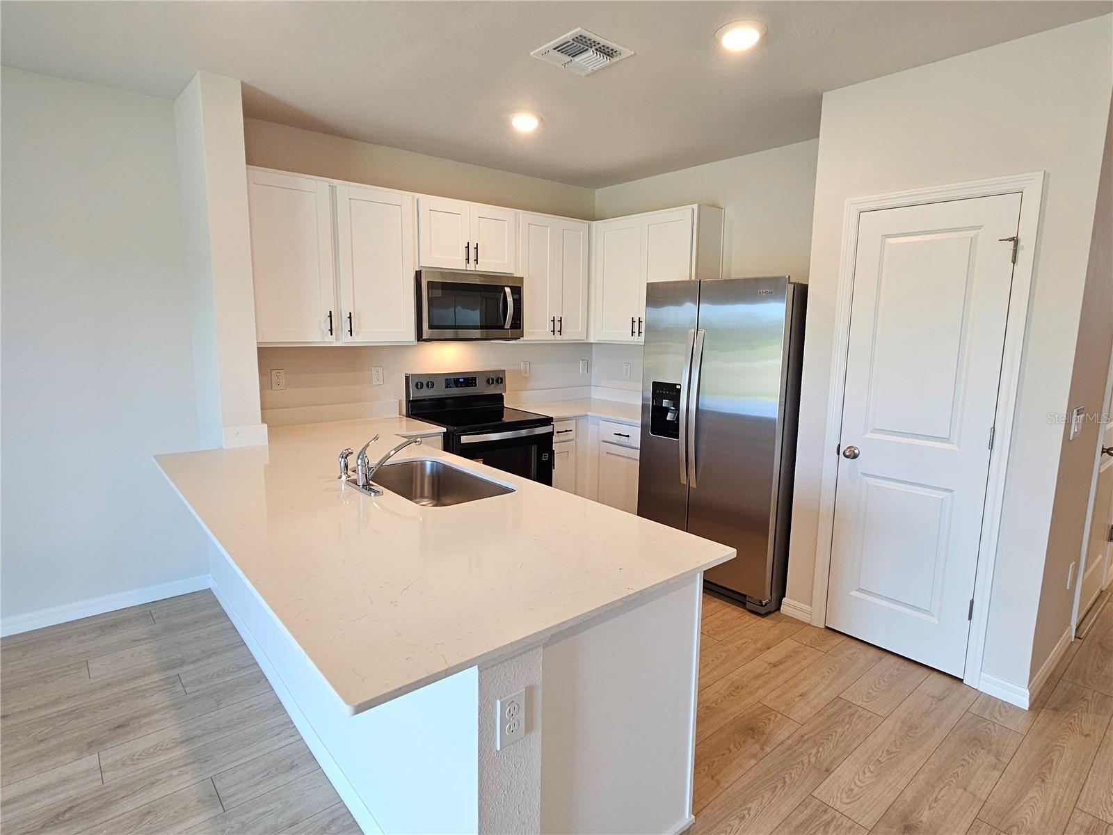 10710 TIGER LILY DR — photo 12