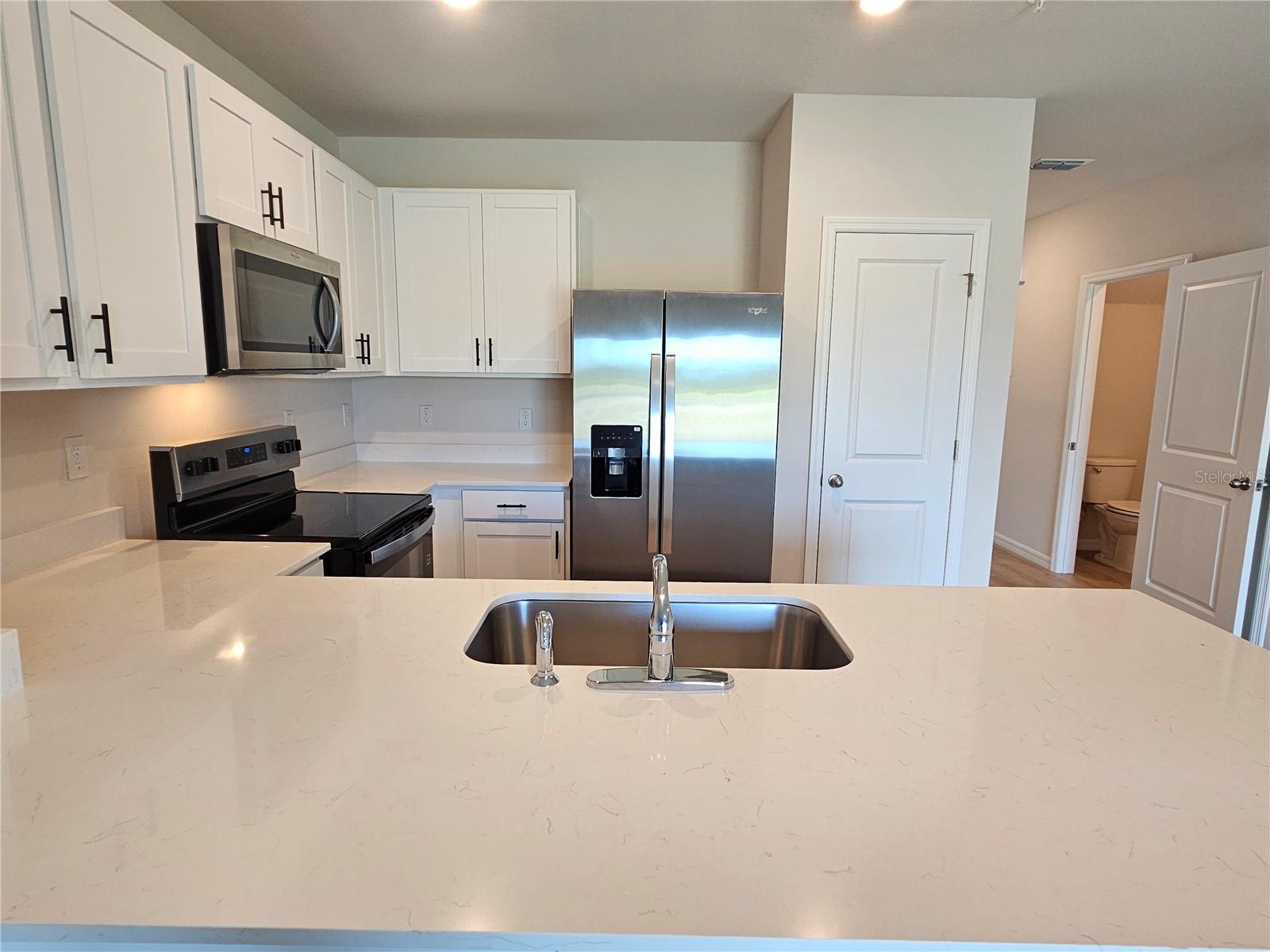 10710 TIGER LILY DR — photo 11