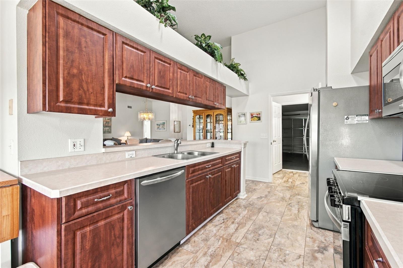 11115 SUN TREE RD — photo 13