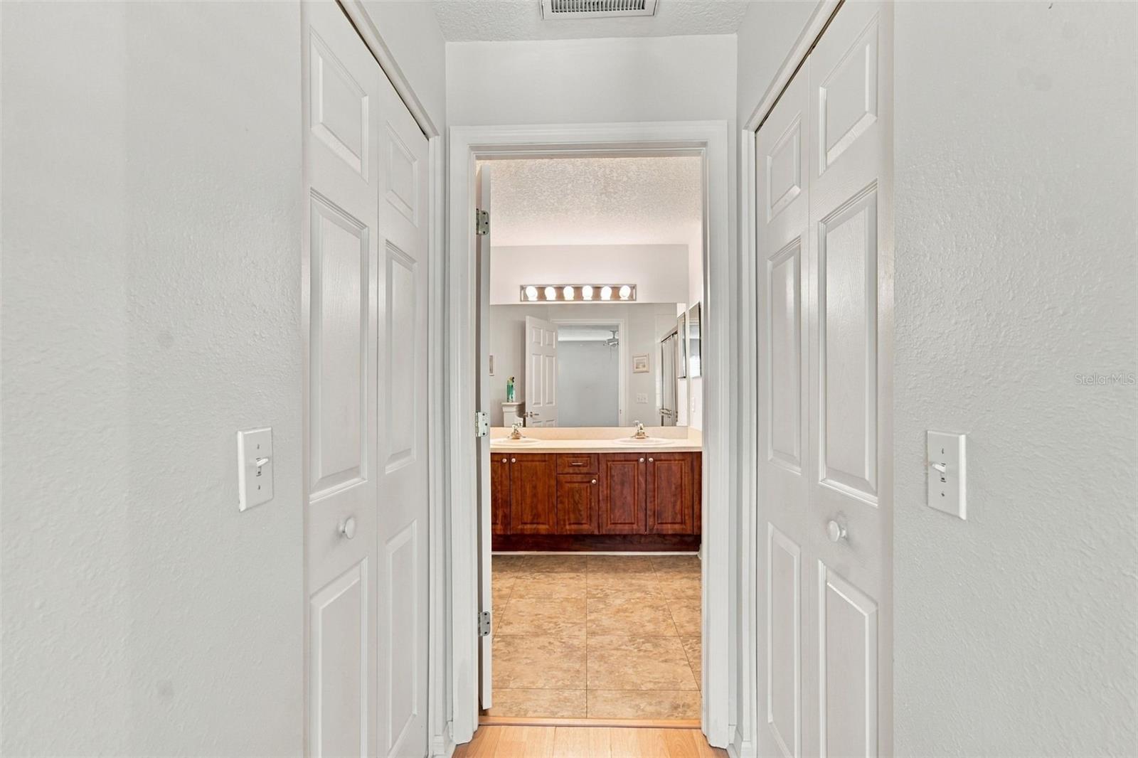 11115 SUN TREE RD — photo 23