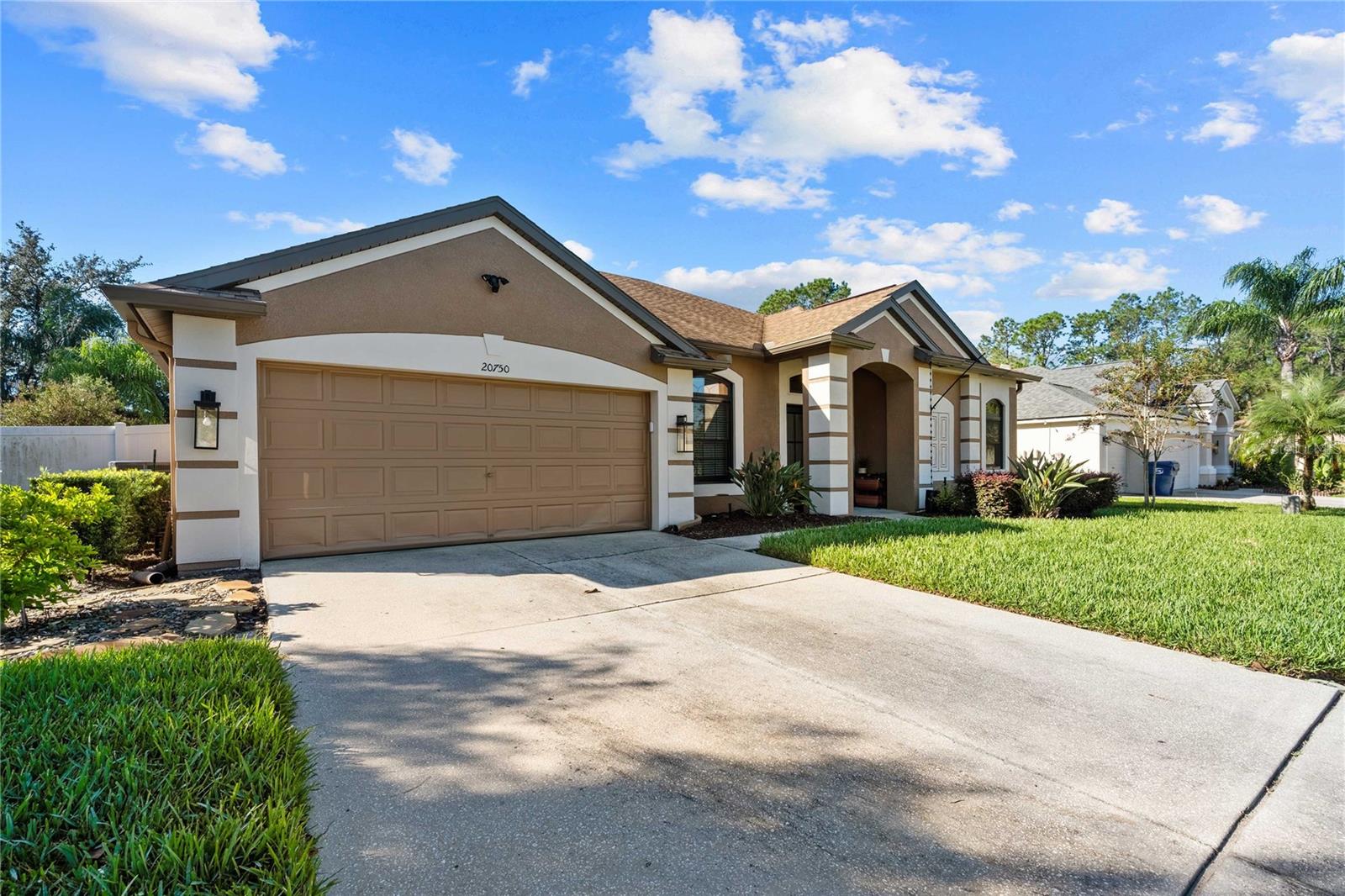 20750 ORCHARDTOWN DR — photo 3