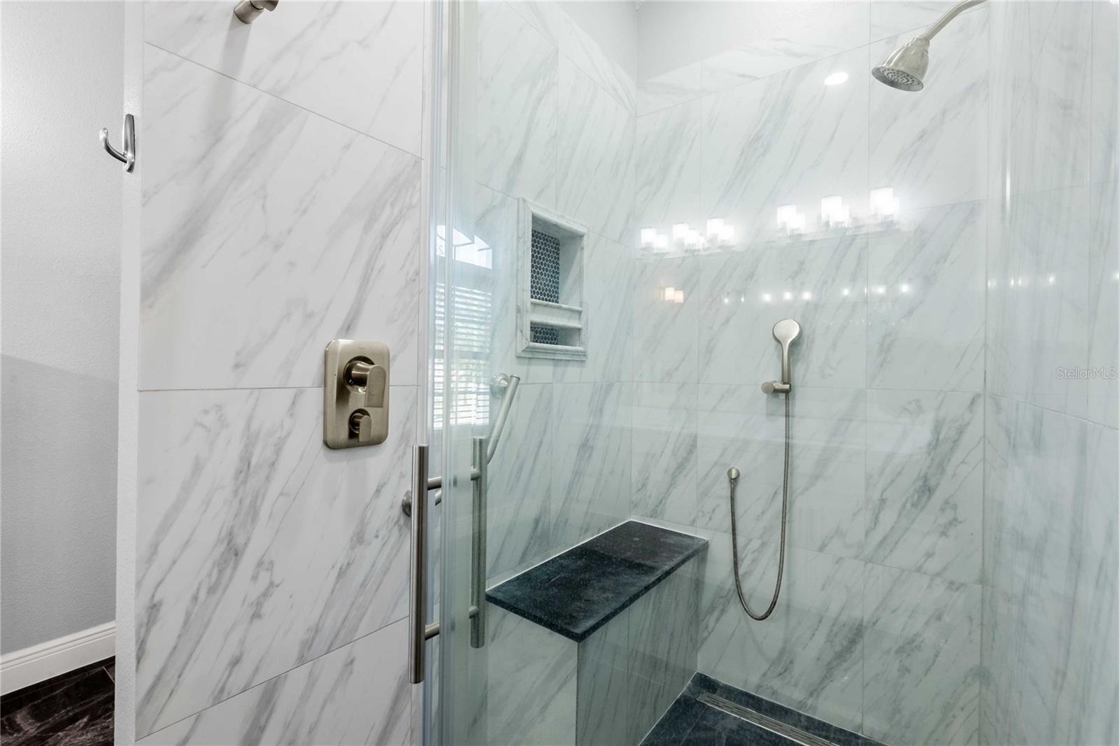 20750 ORCHARDTOWN DR — photo 32