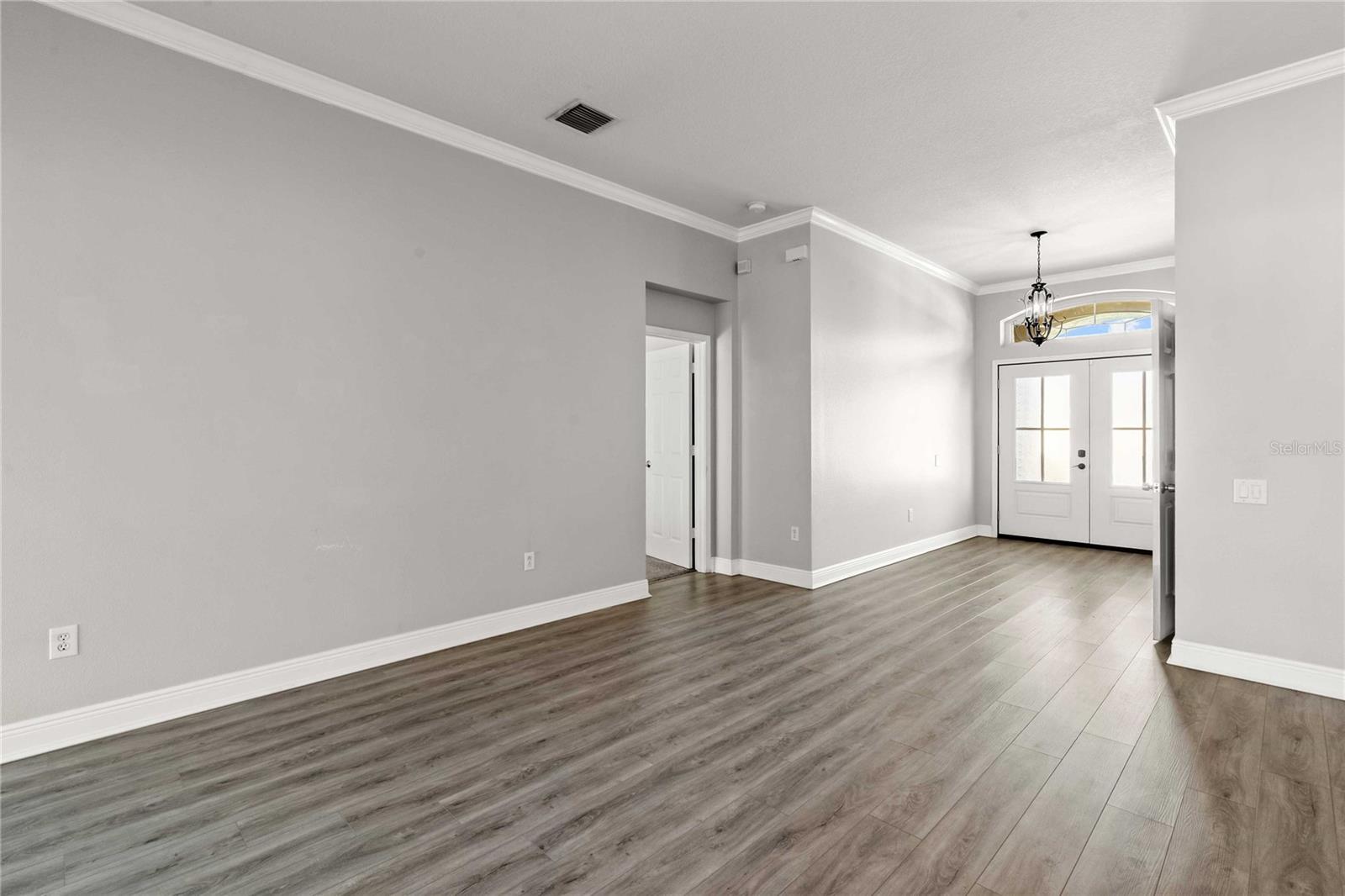 20750 ORCHARDTOWN DR — photo 8