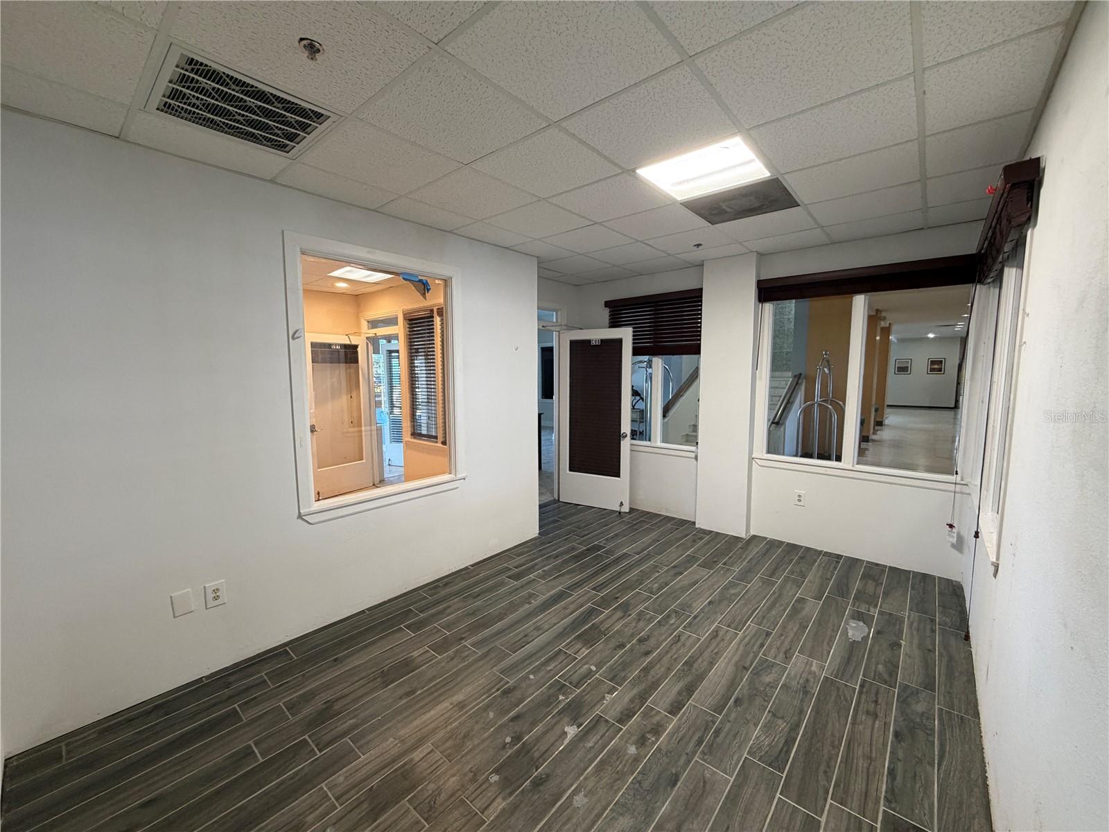 880 MANDALAY AVE #CU6 — photo 6