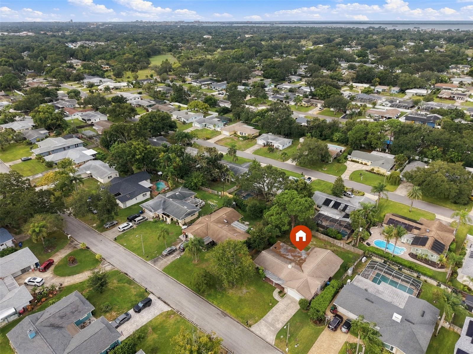 2368 SARAZEN DR — photo 44