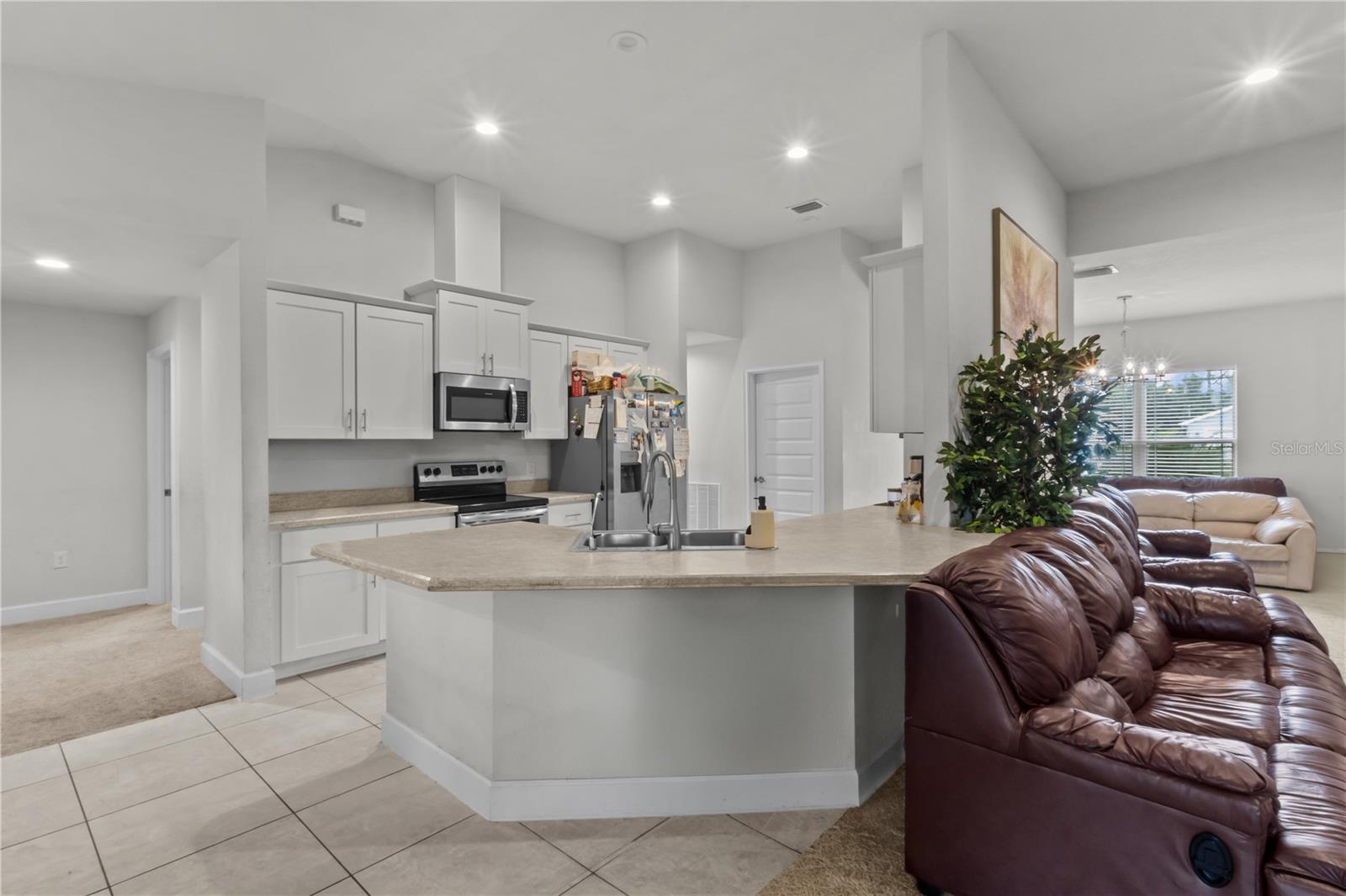 2779 STARVIEW AVE — photo 12