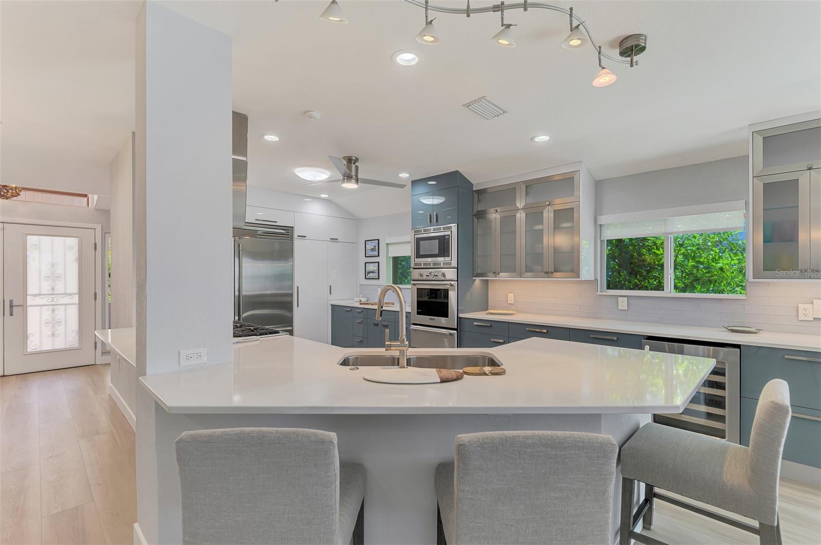 3931 BAY SHORE RD — photo 12
