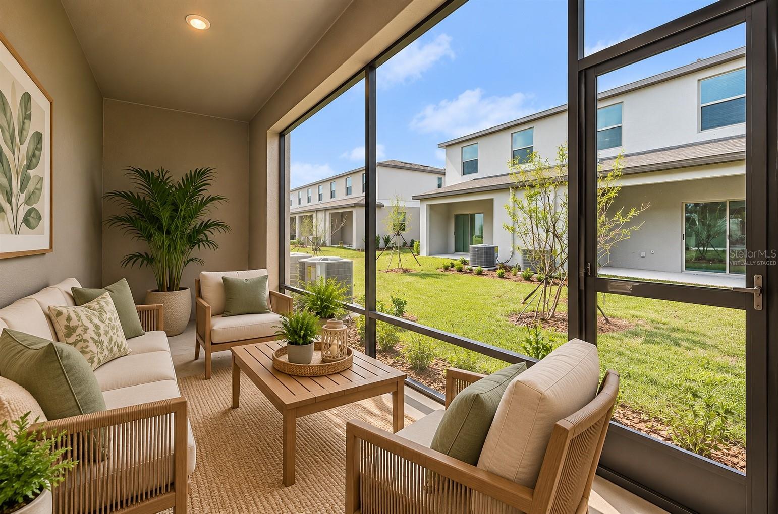 8327 CRESCENT OAKS DR — photo 8
