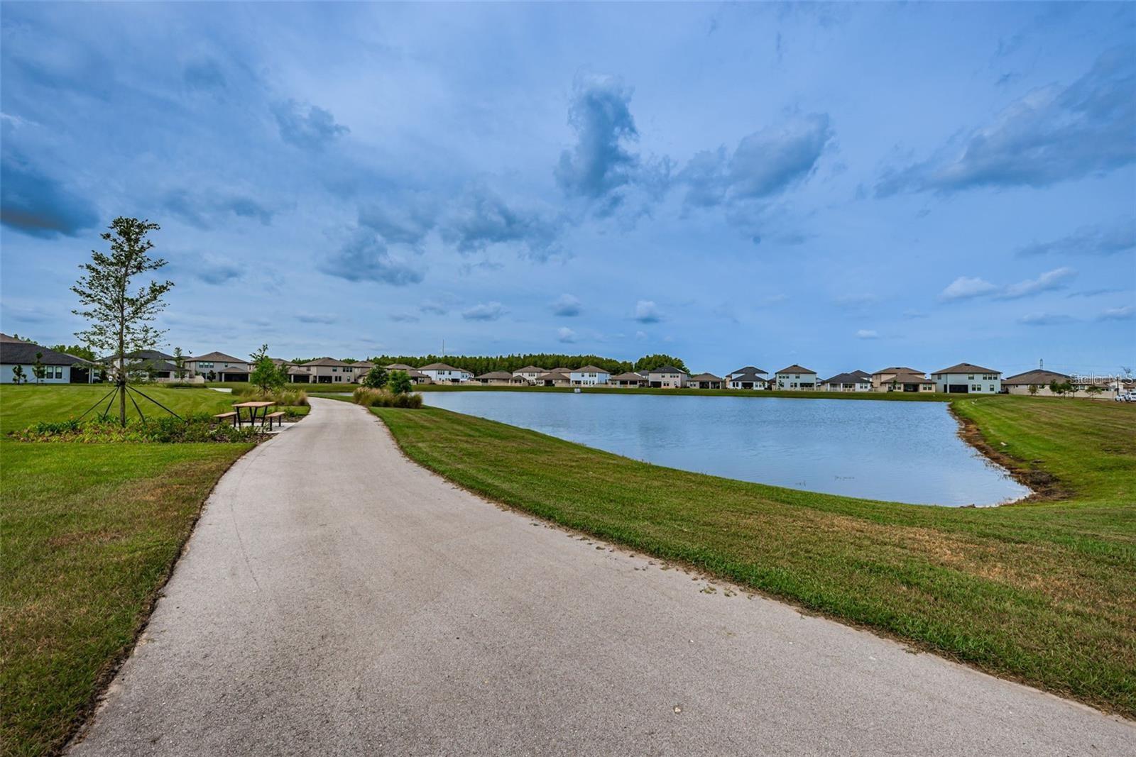 8327 CRESCENT OAKS DR — photo 20