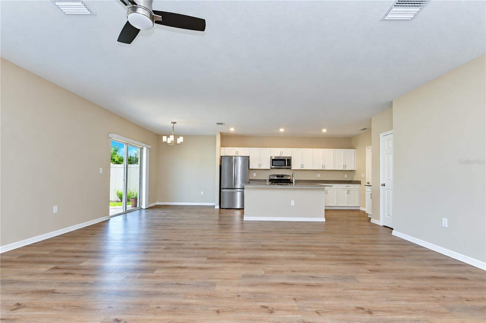 11484 BROOK EDGE AVE — photo 8